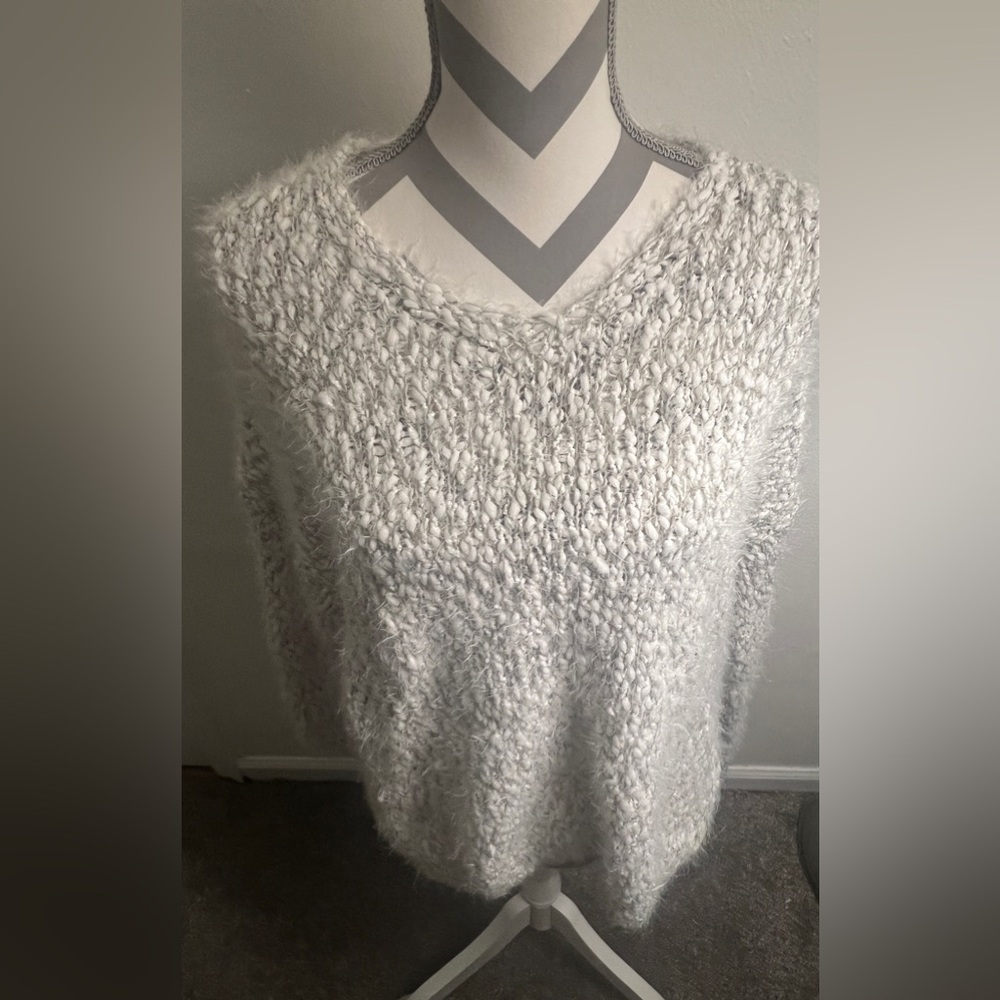 Altar'd State V Neck Women’s Sweater L/XL - Picture 2 of 6